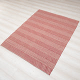 Lucia Red