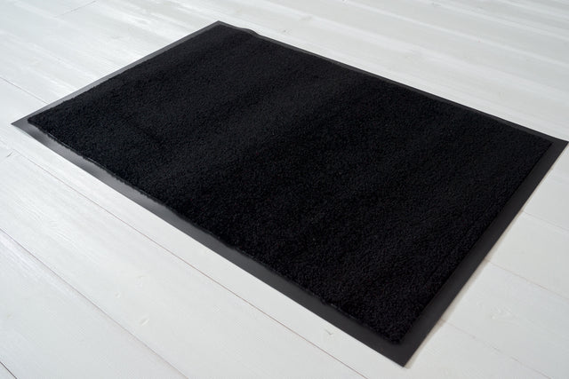 Clean svart